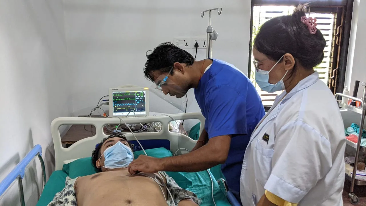 Clinic Nepal Team bei der Arbeit